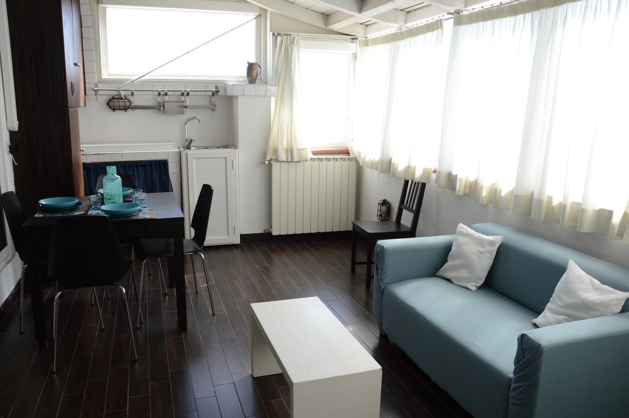 Sopramare - Tourist Home Bari Extérieur photo